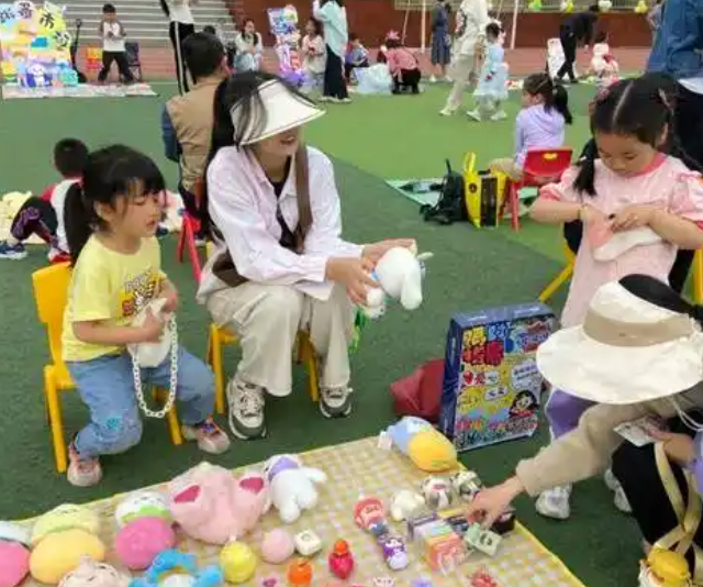 教师先行课程浸润家园校协同构建起三位一体的幼小联接机制 教师先行课程浸润家园校协同构建起三位一体的幼小联接机制