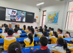 樹立健全更加合理高效的教育資源裝備機制資源